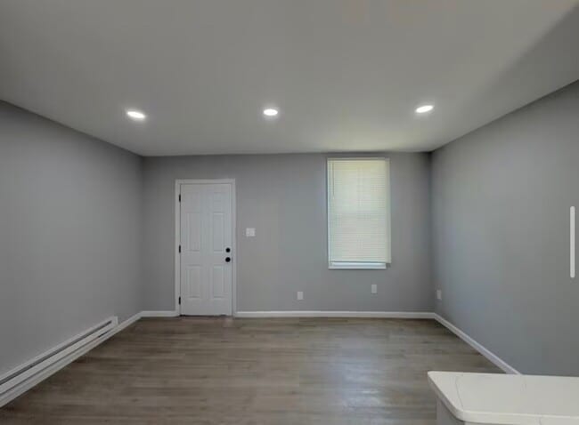 Photo - 12 Cedar Aly