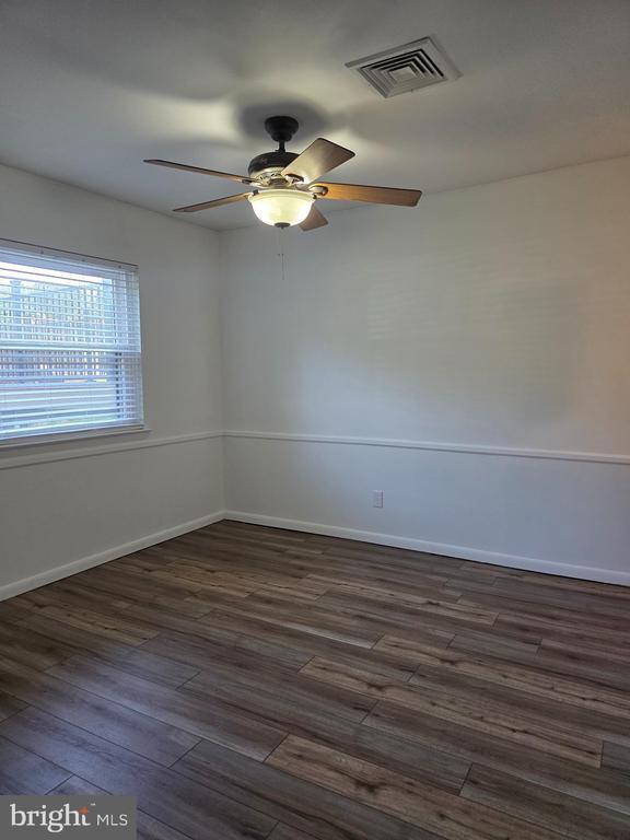 Building Photo - 5426 Valley Green Dr Unit 4 B Rental