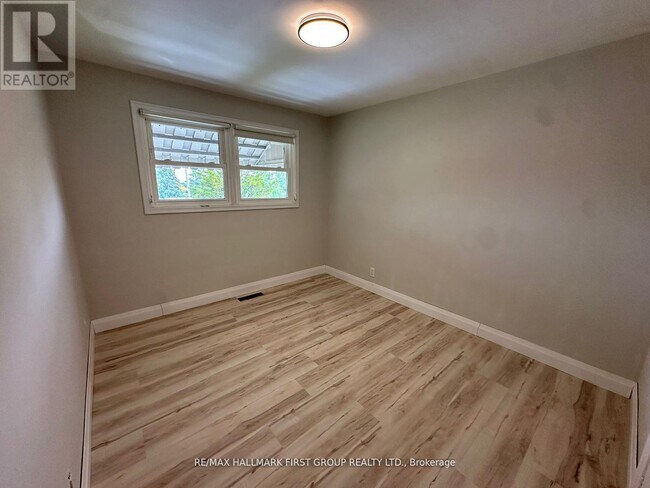 Photo - 714 Tennyson Ave