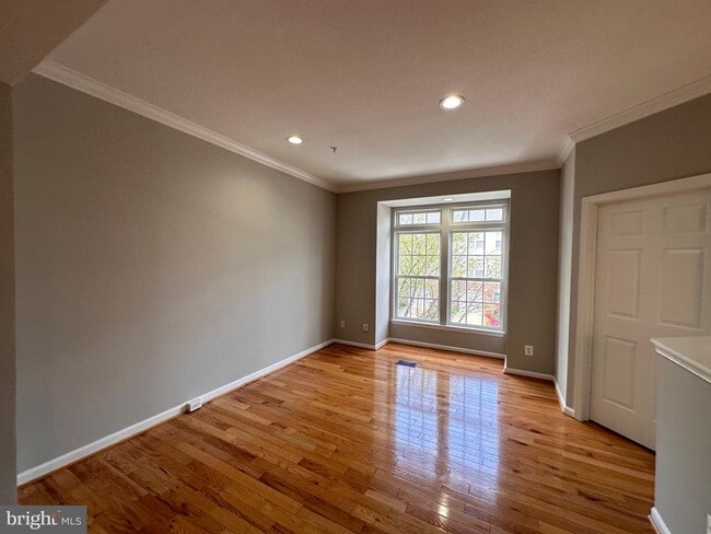 Photo - 4065 Cressida Pl