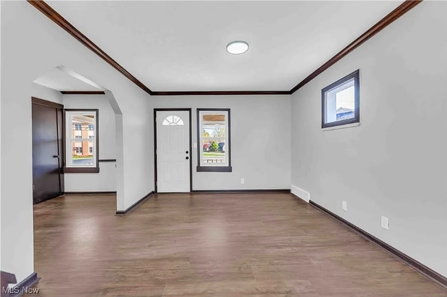 Photo - 135 W Bagley Rd