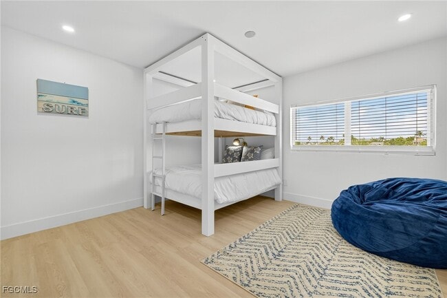 Building Photo - 1377 Sand Castle Rd