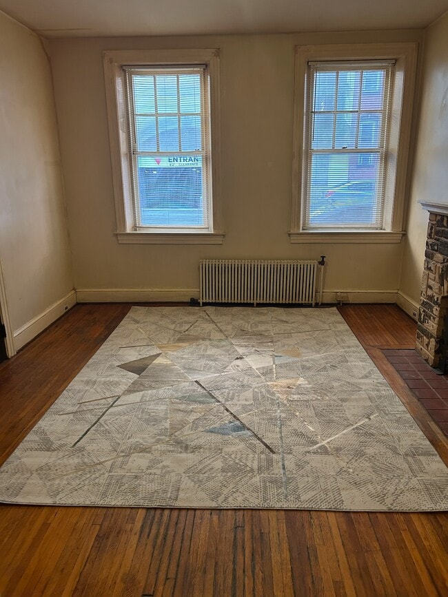 Building Photo - 30 S Prince St Unit #1 Rental