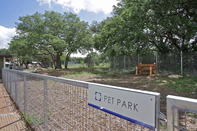 Lakeline East Apartments in Cedar Park, TX