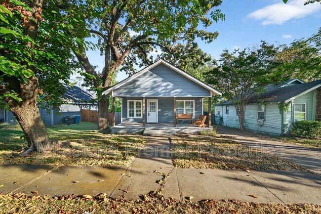 Photo - 1129 W Owings St