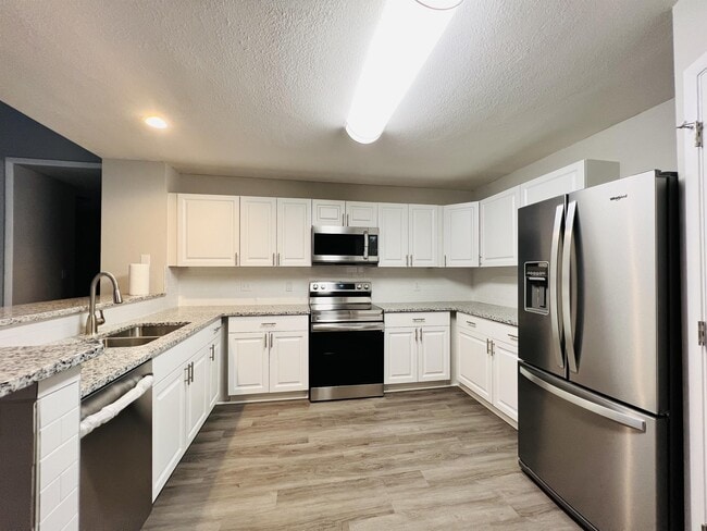 Photo - 1072 Gould Pl