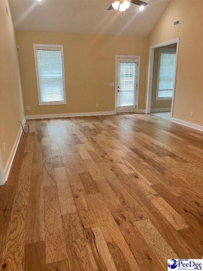 Photo - 181 Pommel St