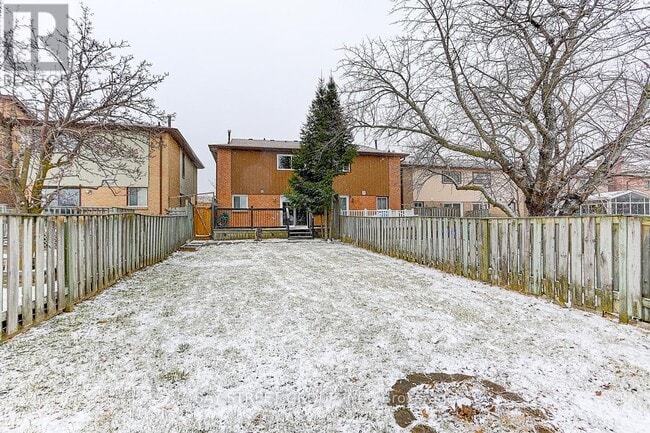 Photo - 182 Risebrough Circuit