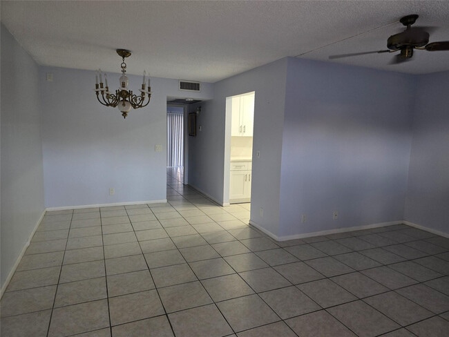 Photo - 300 SW 134th Way Unit E211