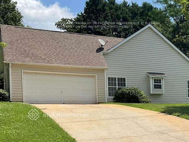 Building Photo - 5005 Edisto Ln