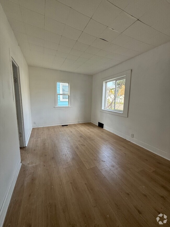 Building Photo - 2217 S Pennsylvania Ave Rental