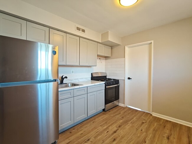 Photo - 7108 Oxford Ave Unit 57