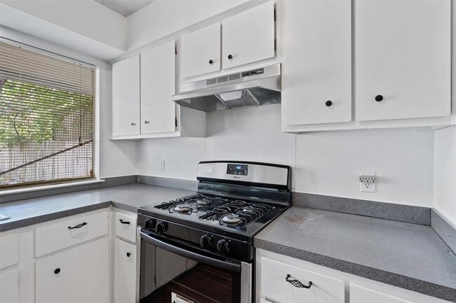 Photo - 12215 Old Stage Trail