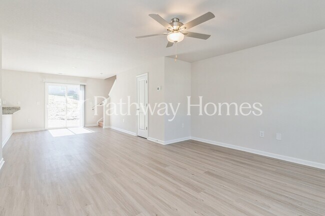 Photo - 8034 Moose Crk Dr