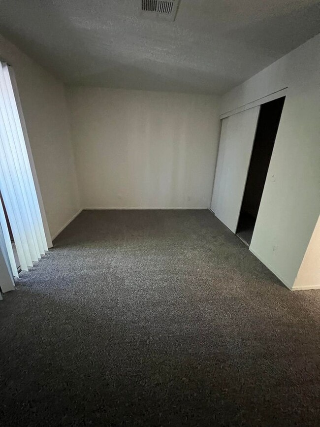 Photo - 5175 Caliente St Unidad 5175 Caliente Street,  122