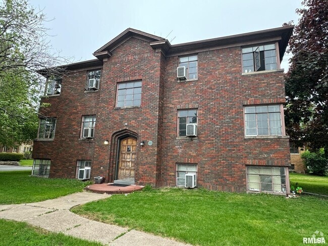 Building Photo - 405 W Columbia Ave Unit 1 Rental