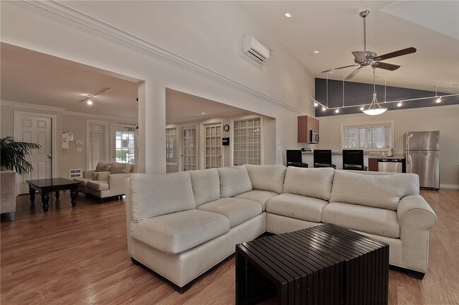 Photo - Bluegrass Condos