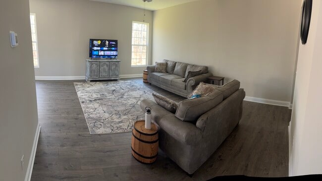 Photo - 207 Barra Dr