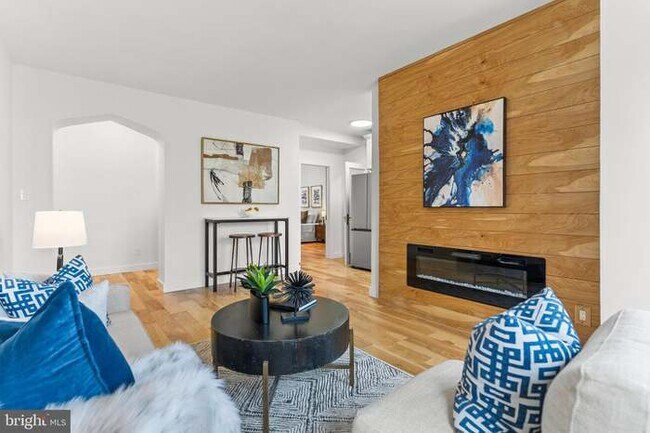 Photo - 1010 25th St NW Unit 505
