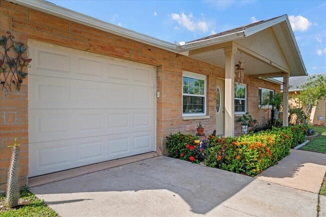 Photo - 7041 Daggett Terrace