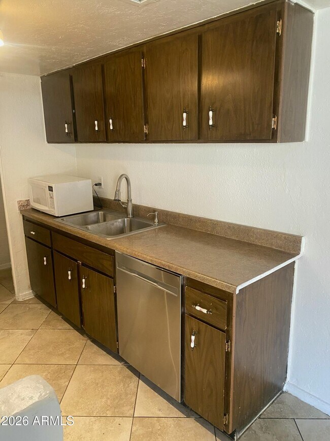 Photo - 4056 W Mesquite Ln