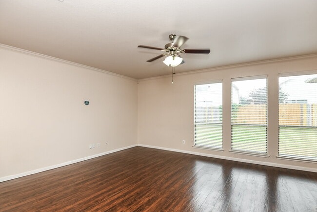 Photo - 1127 Kielder Ct