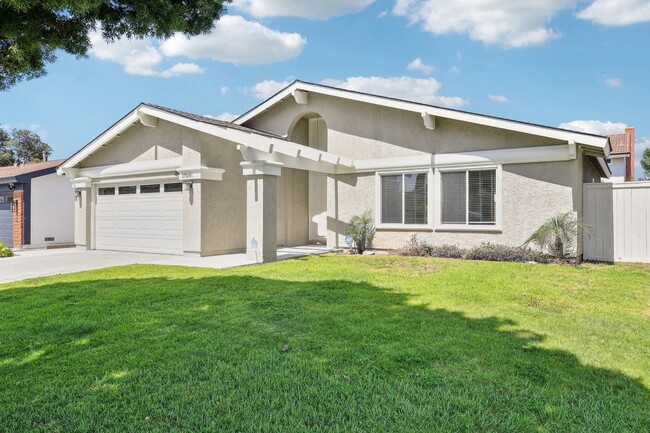 Photo - 17581 Webster Ave