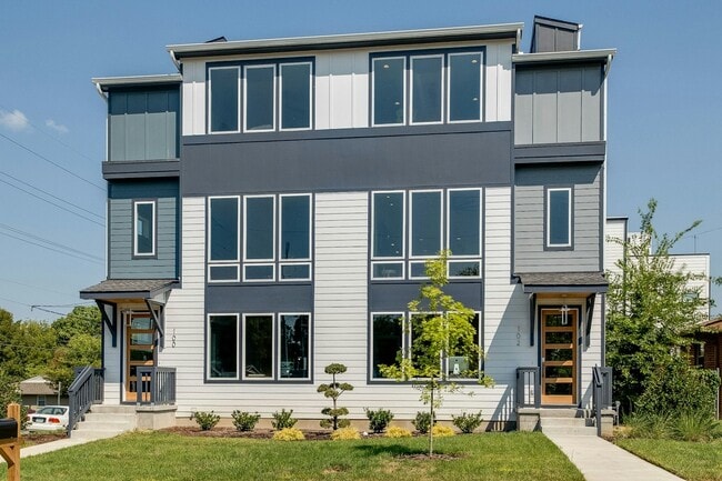 Building Photo - 102 Marshall Ct