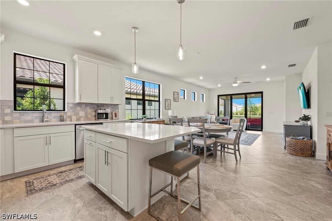 Photo - 17434 Caravita Ln