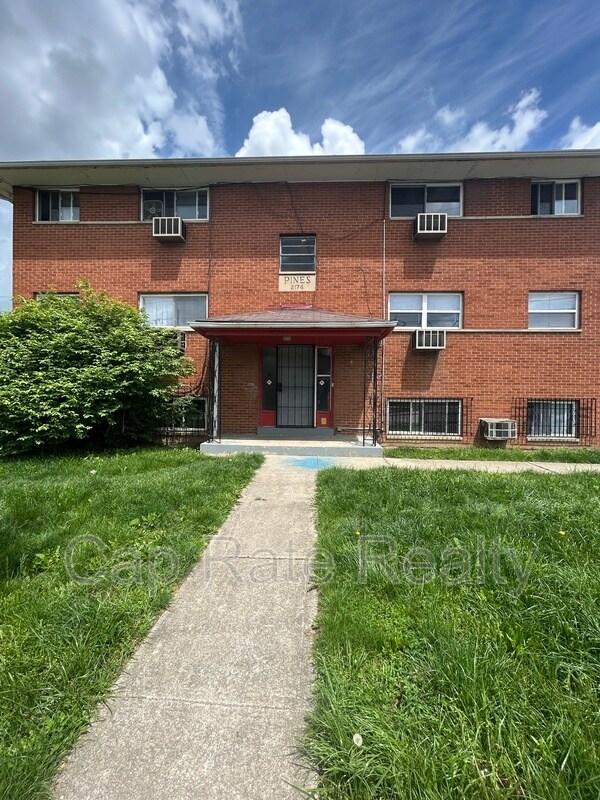 Photo - 2174 Sullivant Ave House
