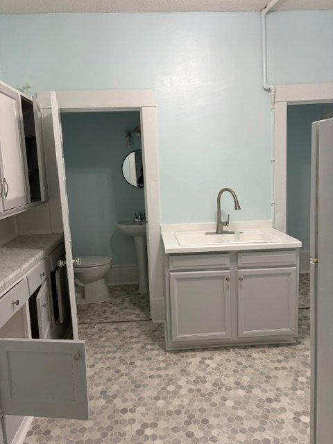 Photo - 400 Van Buren Ave Unit 402 -1