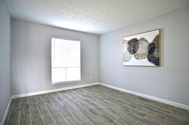 Photo - 16718 Tibet Rd