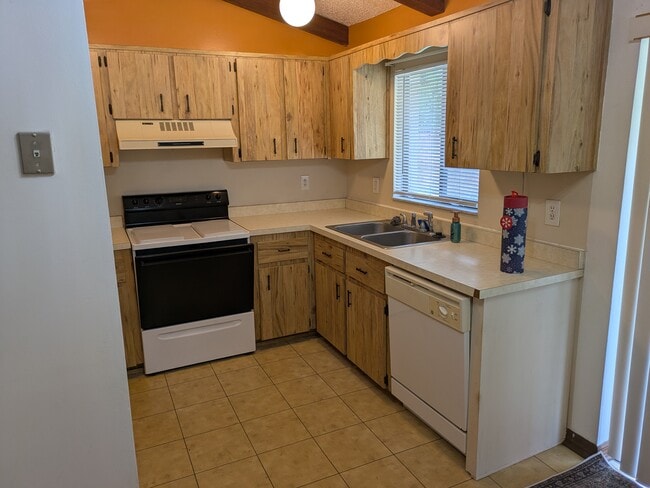 Photo - 150 Longwood Lake Mary Rd Unidad Apt A