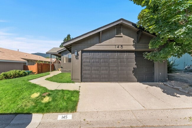 Photo - 145 Summerset Dr