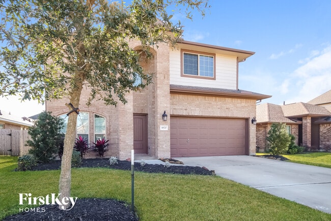 Building Photo - 4820 La Piedra Ln