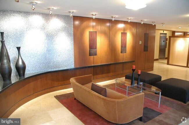 Building Photo - 2725 39th St NW Unit 405 Rental