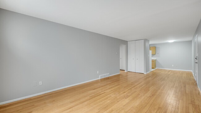 Photo - Galpin Apartments