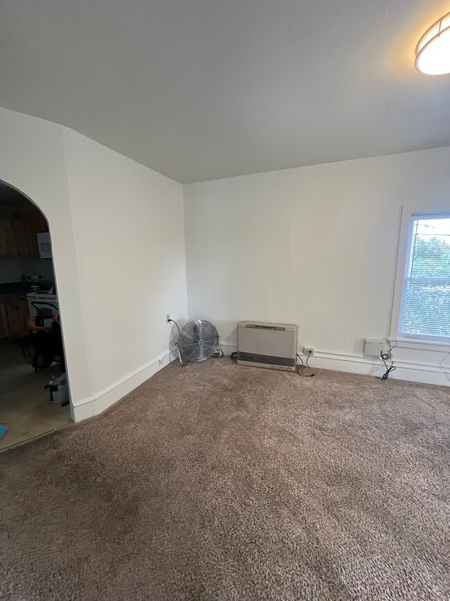 Photo - 141 Manhattan Dr Unidad 2 bedroom 2nd floor apartment