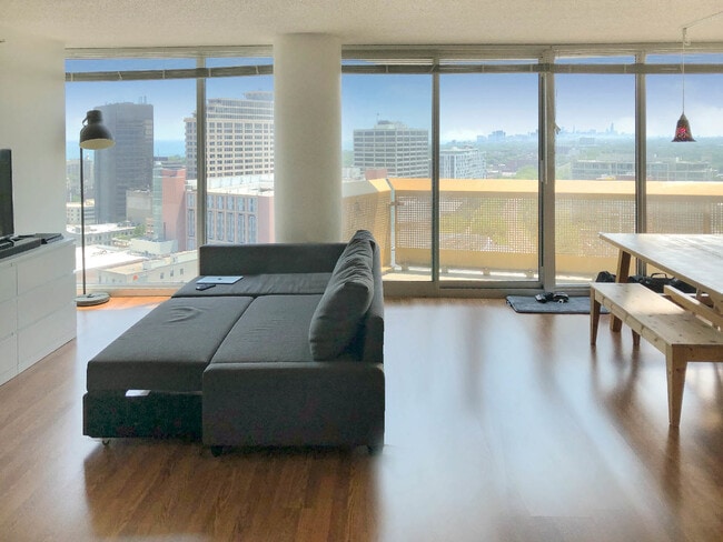 Photo - 1720 Maple Ave Unit 2231