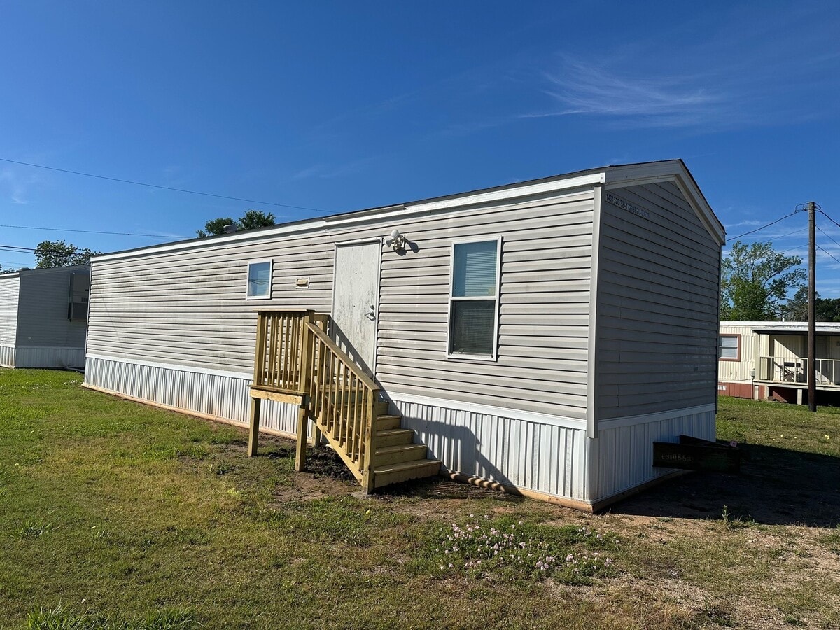 Photo - 1301 Avenue A