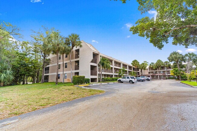 Photo - 8777 Shadow Wood Blvd Unit 301