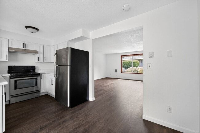 Photo - Half off the first month's rent!