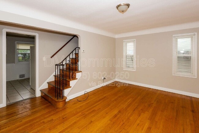 Photo - 19001 Nitra Ave