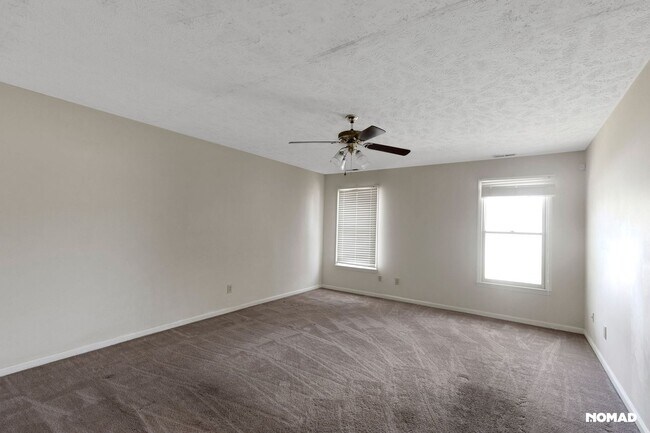 Photo - 1604 Piney Creek Pl