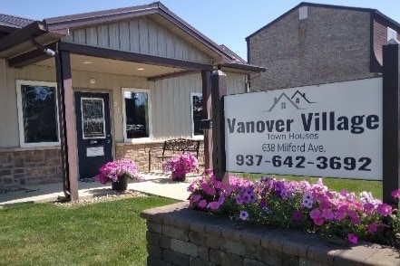Building Photo - Vanover Village Townhouses