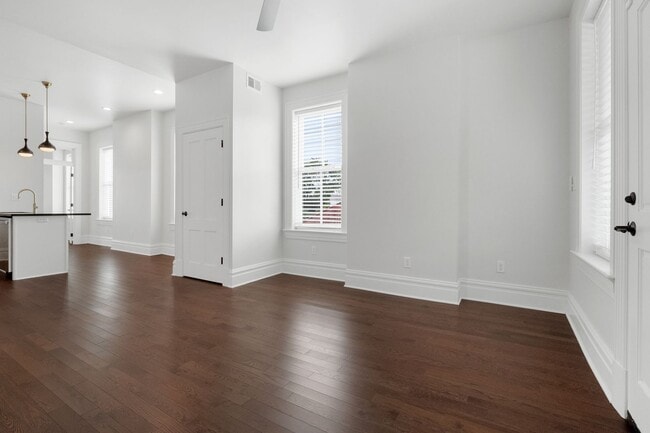 Photo - 1300 Sidney St Unit 1300-C