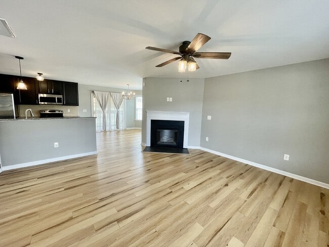 Photo - 3 bed, 2 bath Nest in Cameron