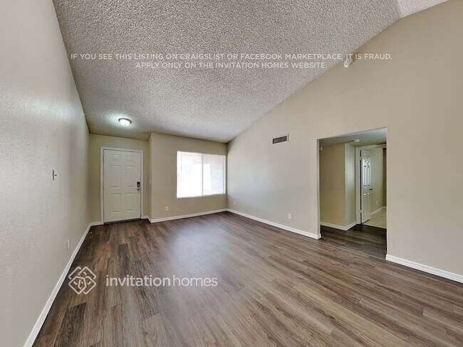 Photo - 5115 W Orchid Ln