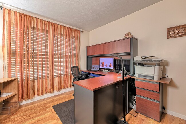 Photo - 304 Chanticleer Cir