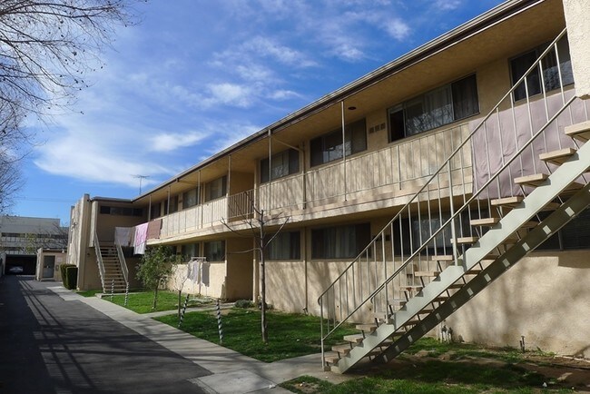 505 N Lincoln Ave